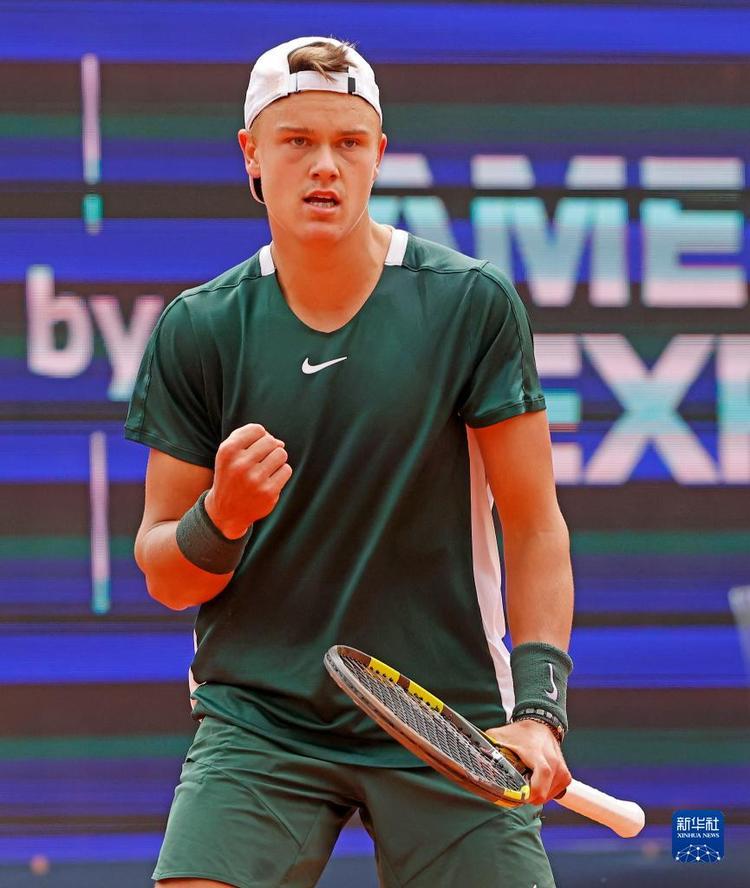 不仅考验着 不仅考验着