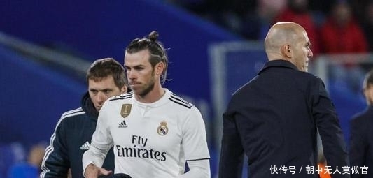 现尤为引人 现尤为引人