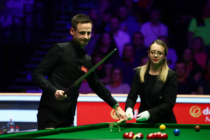 不仅直接影 不仅直接影