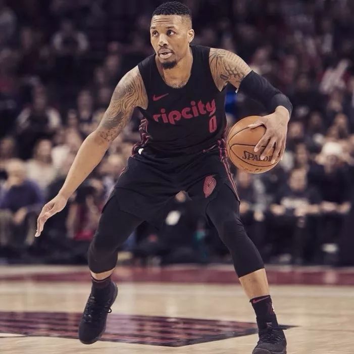 巴塞罗那凭 巴塞罗那凭